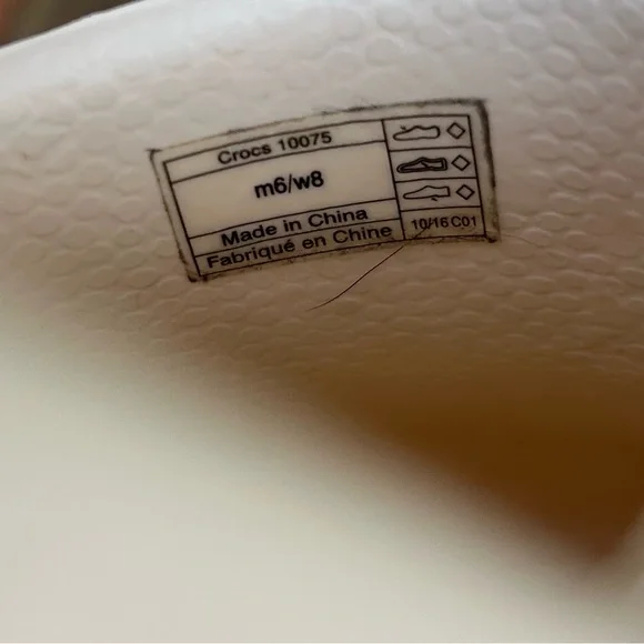 CROCS 🐊 Men’s size 6 Women’s size 8 Bright  White Slip On Shoes - Picture 11 of 16